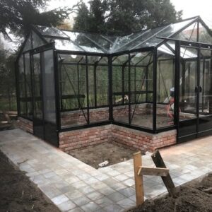 Vitavia Sophie Greenhouse with Base Frame - 243 sq ft